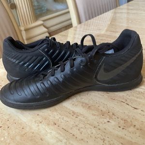 Men’s Nike indoor soccer shoes